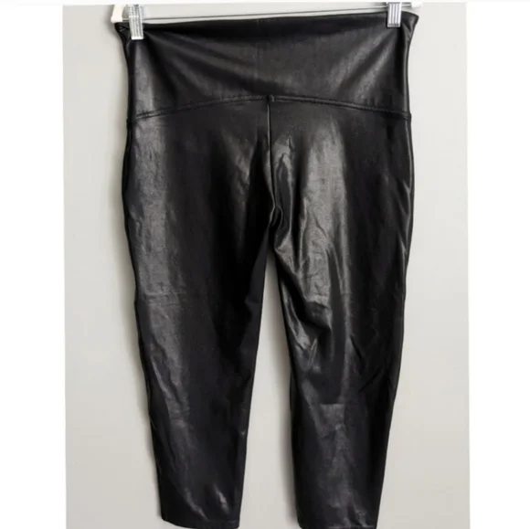 Spanx Cropped Faux Leather Leggings - Picture 2 of 4